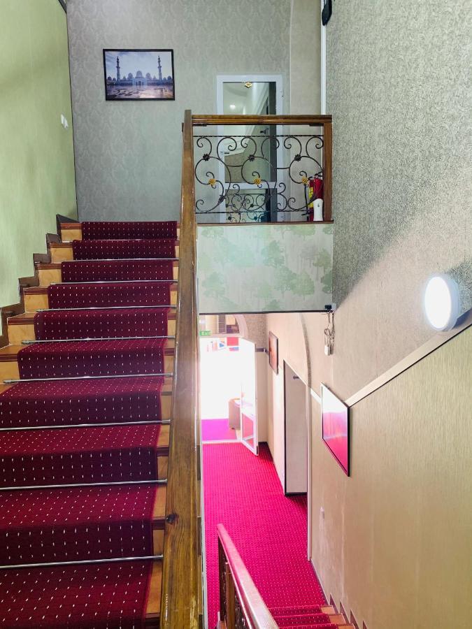 Rahat Inn Hotel Tashkent Exterior photo